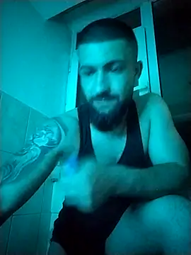 Tommy Porn  online show from May 3, 9:28 pm