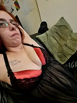 Carandre1993 online show from March 11, 11:17 am