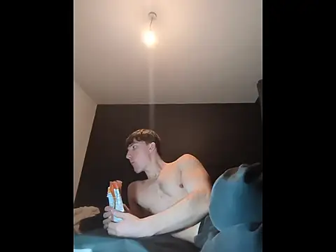 HornyKing2969 online show from April 4, 9:45 pm