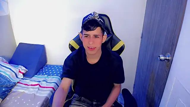 Wally uwu online show from March 9, 10:04 pm