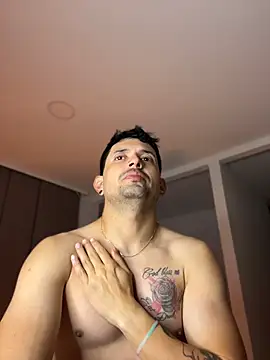 TroyeSavage online show from April 22, 11:04 am