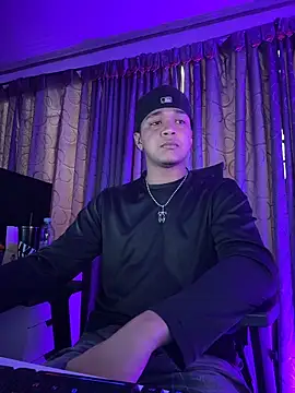 deaross  online show from March 16, 9:41 pm