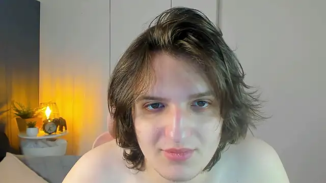 delalex online show from March 27, 12:37 am