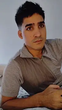 Christopher Harris  online show from April 10, 9:00 pm