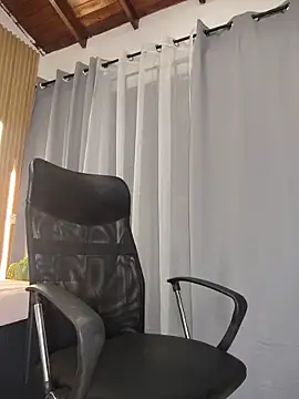 Oliver bigblack cock online show from June 9, 7:15 pm