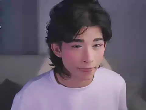 angel yuhogg online show from March 13, 5:08 pm