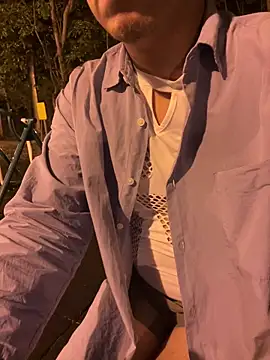 5inder online show from April 27, 2:46 pm