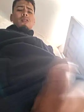luiy1998 hot online show from June 24, 6:44 pm