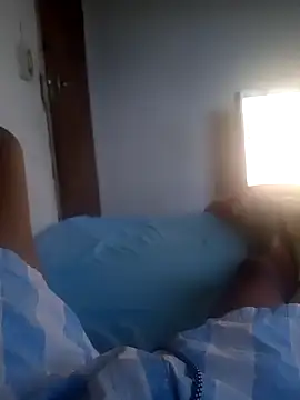 Phuckwithmehard online show from April 11, 3:37 pm