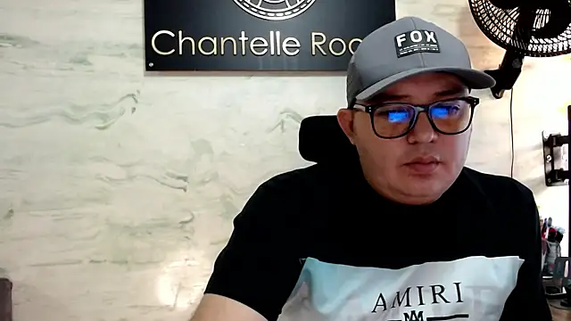 maximo daddy online show from May 30, 1:22 pm