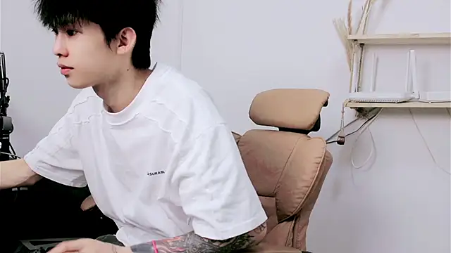 zzzzppp3 online show from July 14, 4:27 am