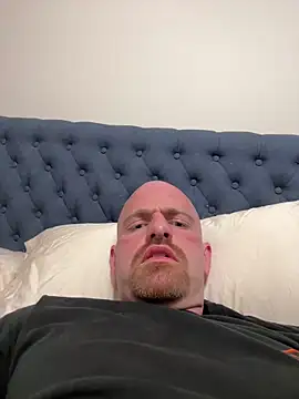 whitelioncody online show from June 6, 4:40 am