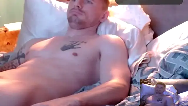 Candybluestrue online show from April 6, 1:34 pm