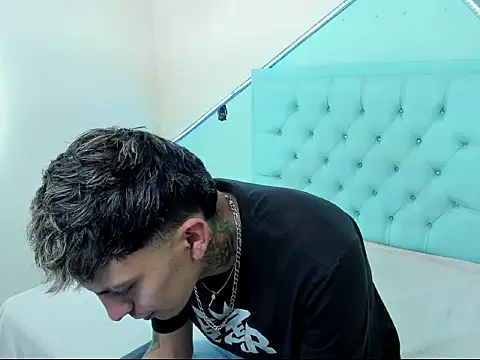 Max sstteel online show from March 31, 1:35 pm