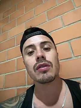 axel y greis online show from April 10, 4:30 am