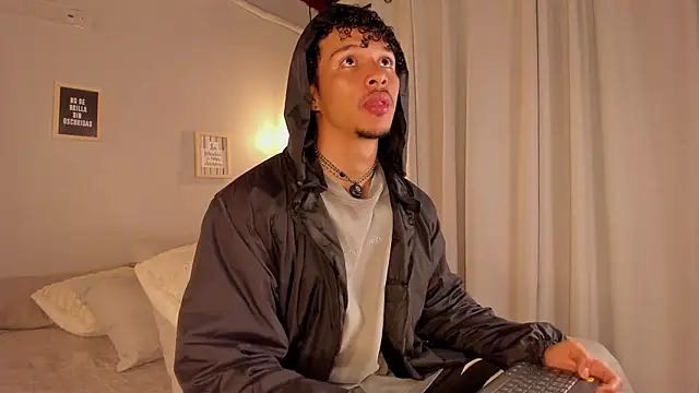 dominik drake online show from April 25, 12:41 pm