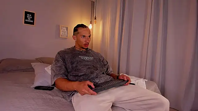 dominik drake online show from April 29, 12:54 pm