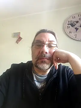 Ausreissender online show from April 1, 1:41 pm