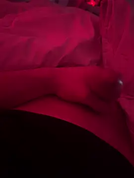 edyyyyyy3331 online show from May 17, 7:32 pm