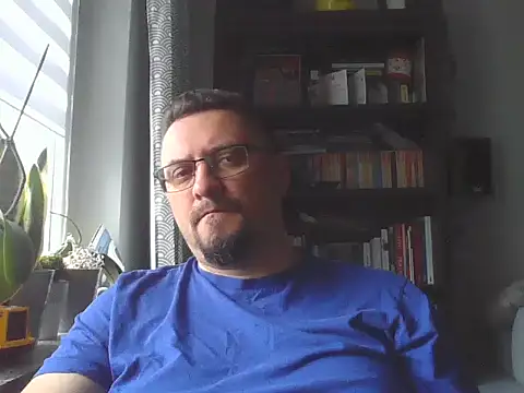 Snapshot of 19cmSlave chatting on May 8, 10:38 am 19cmSlave online show from May 8, 10:38 am