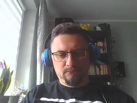 Snapshot of 19cmSlave chatting on May 14, 7:28 am 19cmSlave online show from May 14, 7:28 am