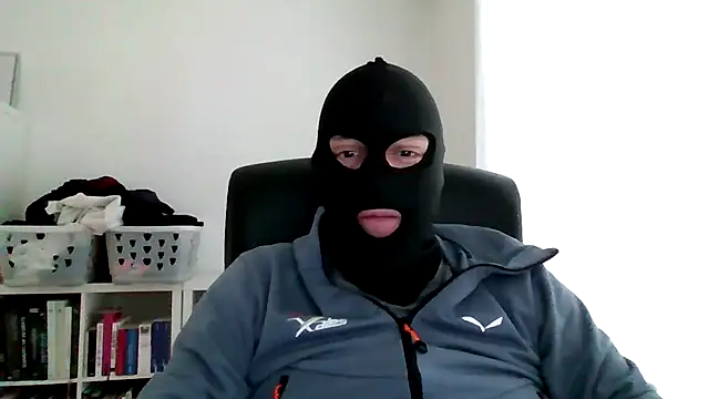 Im yours boy online show from April 1, 12:07 pm