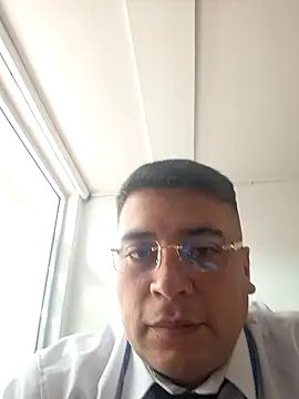 J0nathannn online show from April 21, 8:37 pm