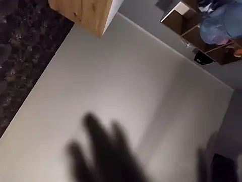 AneLuka3842 online show from April 6, 8:31 pm