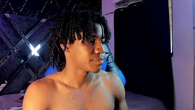 axel silva4 online show from April 30, 8:57 pm