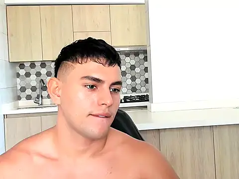 nayabcornett1 online show from April 6, 9:15 pm