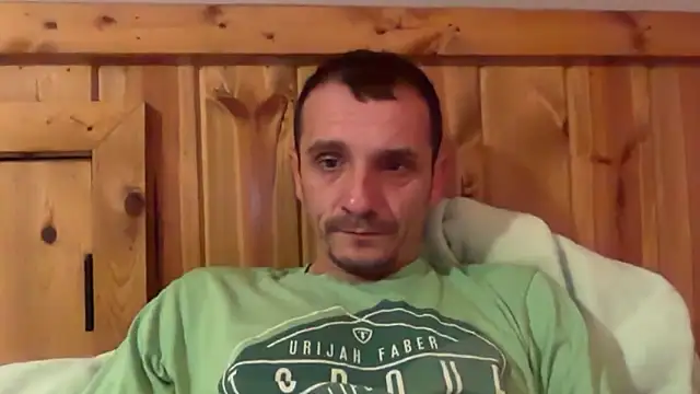 itsmasterbenny online show from April 14, 2:33 am