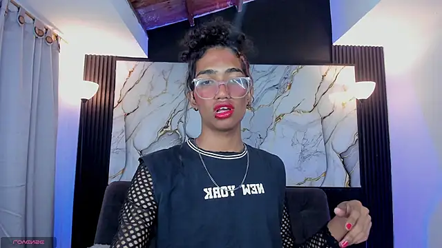 triiangel latinboy online show from May 2, 12:24 am