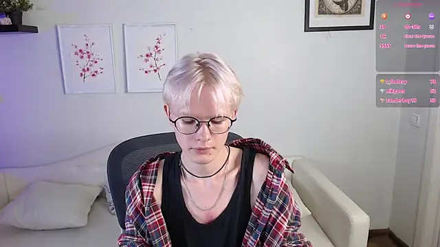 Liam Blair online show from June 21, 9:37 am