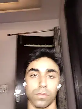 chrish 7 online show from April 12, 4:30 pm