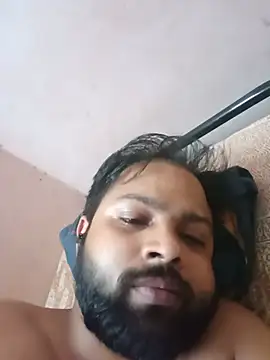 Arnav13579 online show from July 17, 1:35 am