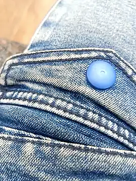 boobseating online show from April 24, 4:15 am