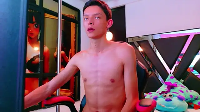 BlurEyes1 online show from April 16, 9:37 pm