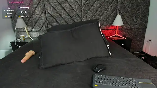 DemonFoxx online show from July 11, 1:57 pm