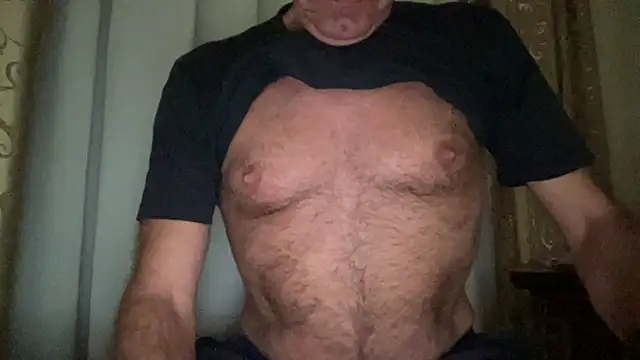 henrybull007 online show from June 6, 12:22 pm