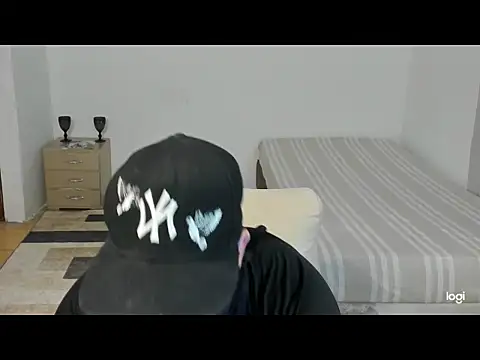 sant wahlberg online show from May 6, 3:51 am