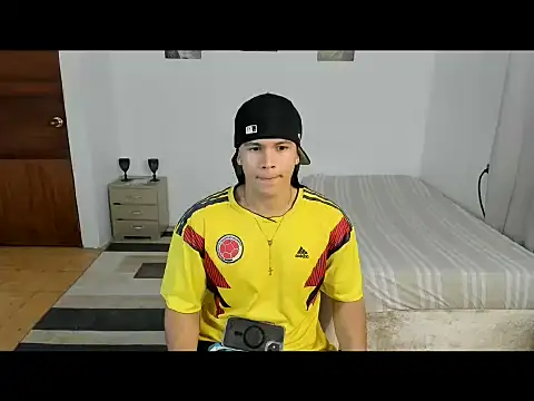 sant wahlberg online show from June 4, 11:43 pm