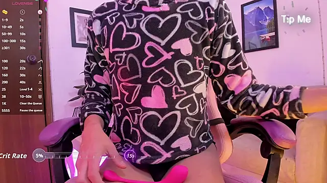 EthanRoss1 online show from May 7, 7:19 am
