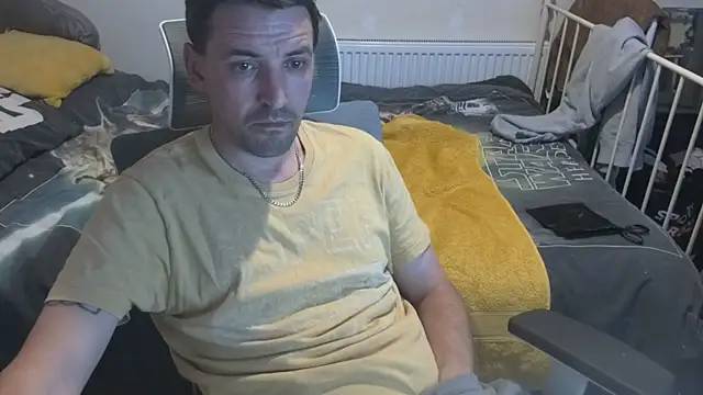 Tracky 66 online show from April 28, 11:53 pm