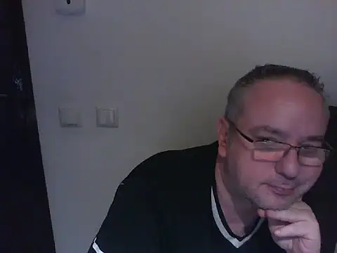 GeorgeCarlo online show from May 2, 5:37 pm