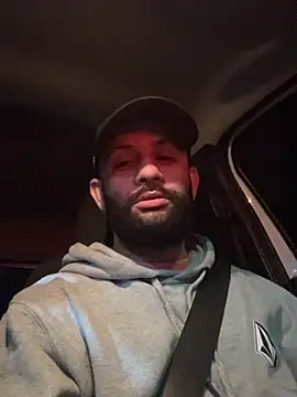 Ssombra  online show from June 5, 2:16 am