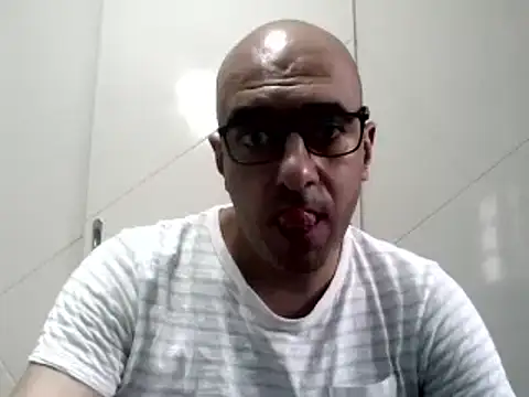 AAYAADX online show from May 18, 8:42 am
