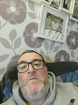 bigdickpeter78 online show from May 22, 7:30 pm