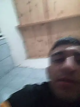 enzobb69 online show from June 6, 3:01 am
