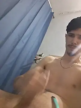 AlexVrXxx1 online show from June 7, 10:28 pm