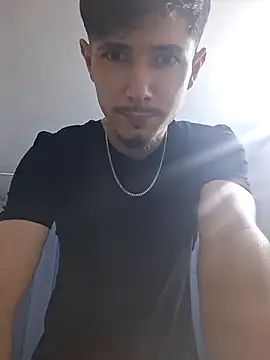 AlexVrXxx1 online show from June 9, 10:22 pm